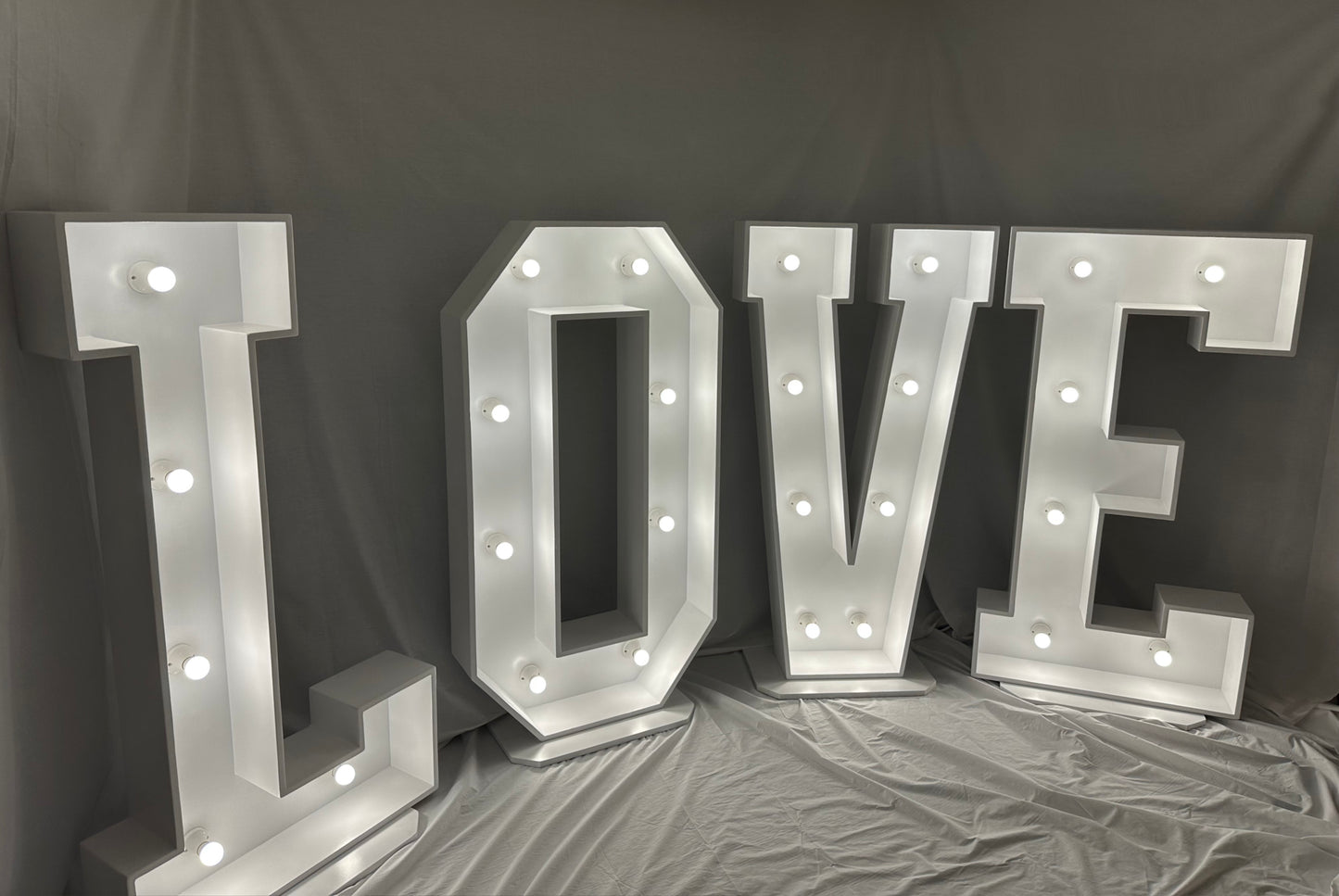 Huge LOVE wedding letters  150 x 80 cm | Durable and high quality